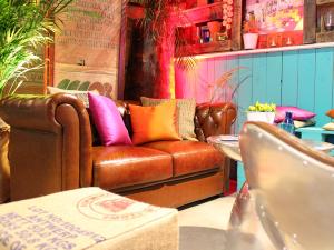 Chesterfield English 2er Sofa 3